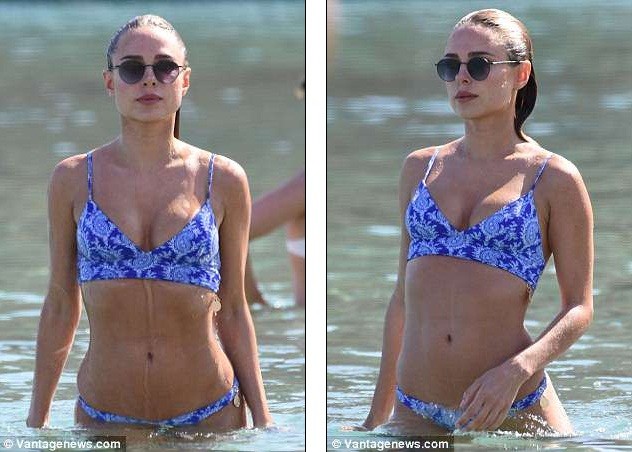 Mỹ nhân bikini Kimberley Garner quyến rũ hút hồn ở Hy Lạp - ảnh 4