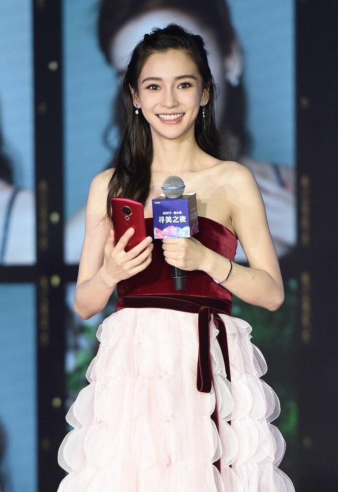 Người đẹp lai Angelababy trẻ xinh như công chúa với váy vai trần - ảnh 6