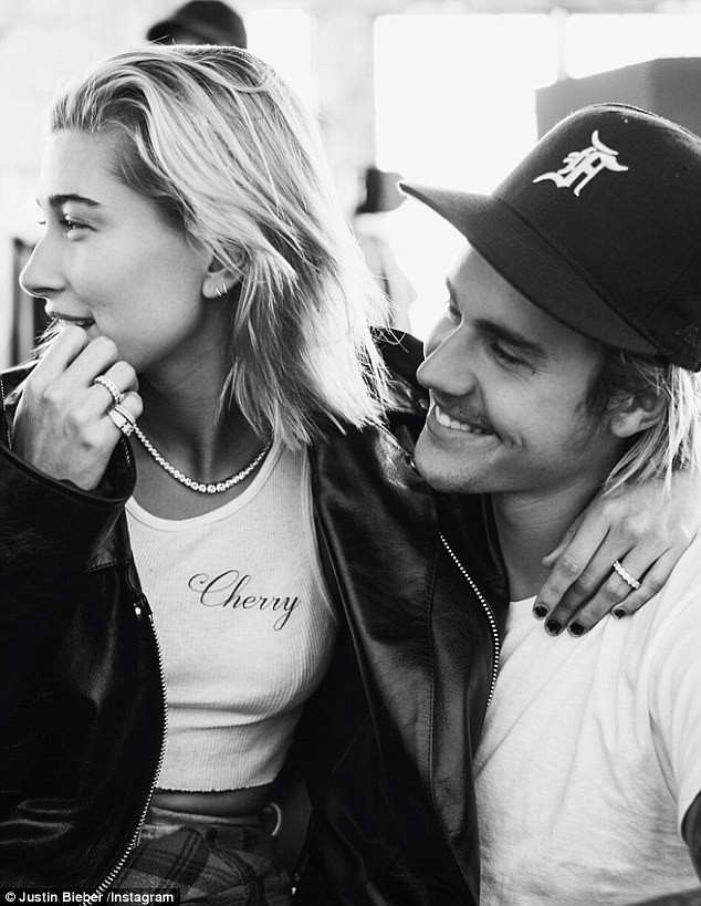 Justin Bieber xác nhận đính hôn Hailey, hứa là trụ cột gia đình - ảnh 2