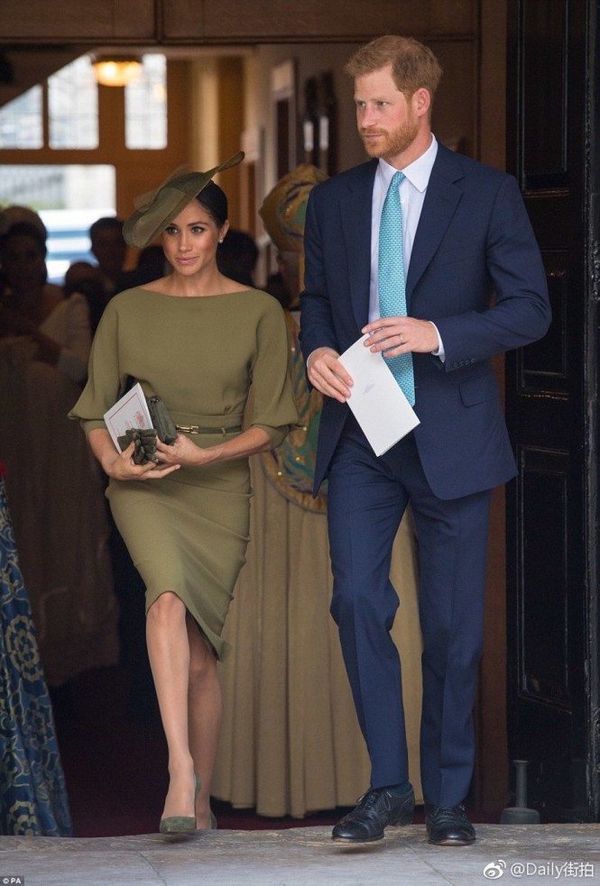 Công nương Kate Middleton đẹp lộng lẫy sau hơn 2 tháng sinh con - ảnh 9