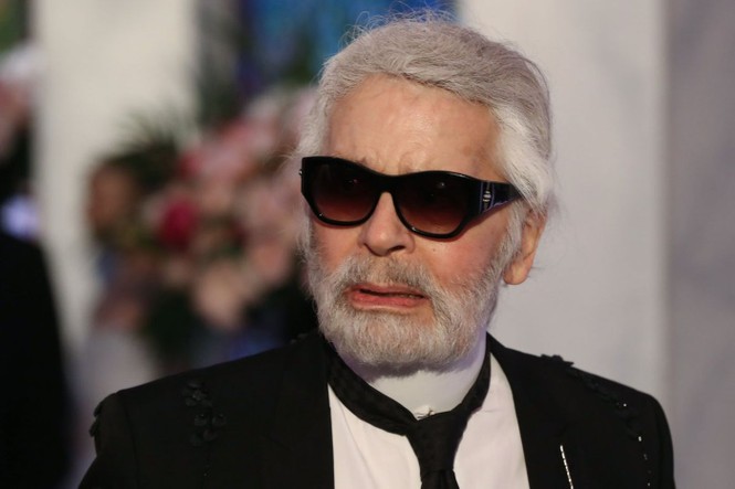 ‘Ông hoàng tóc bạc’ Karl Lagerfeld gây sốc với diện mạo không nhận ra - ảnh 9