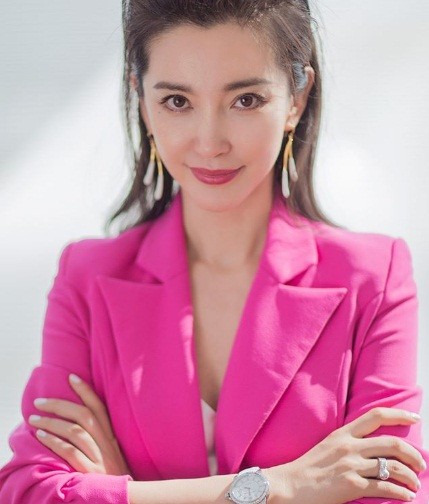 Lý Băng Băng sánh đôi ‘Người vận chuyển’ và mỹ nữ gợi cảm Ruby Rose - ảnh 1