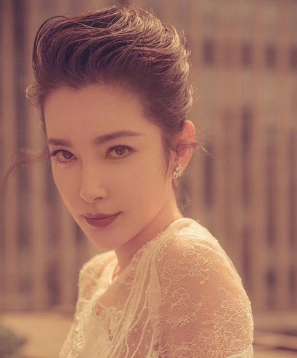 Lý Băng Băng sánh đôi ‘Người vận chuyển’ và mỹ nữ gợi cảm Ruby Rose - ảnh 4