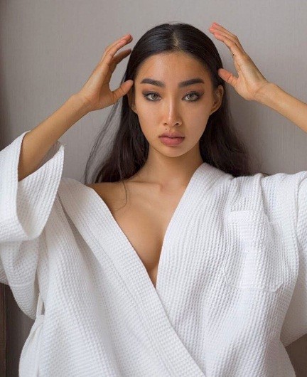 Dáng vóc ‘nảy lửa’ của nàng mẫu da nâu cực ‘hot’ xứ Hàn - ảnh 10