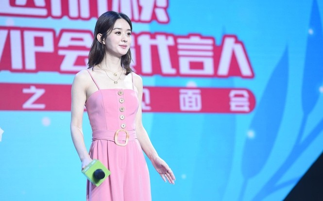 ‘Sở Kiều’ Triệu Lệ Dĩnh eo thon, xóa tan tin đồn mang bầu - ảnh 4