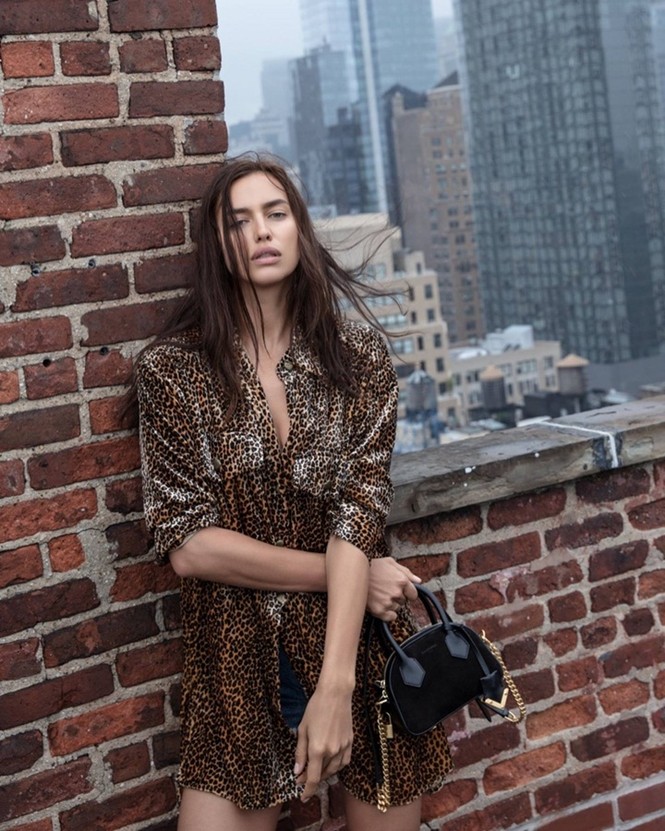 Irina Shayk - Stella Maxwell đọ sắc vóc quyến rũ ở New York - ảnh 4