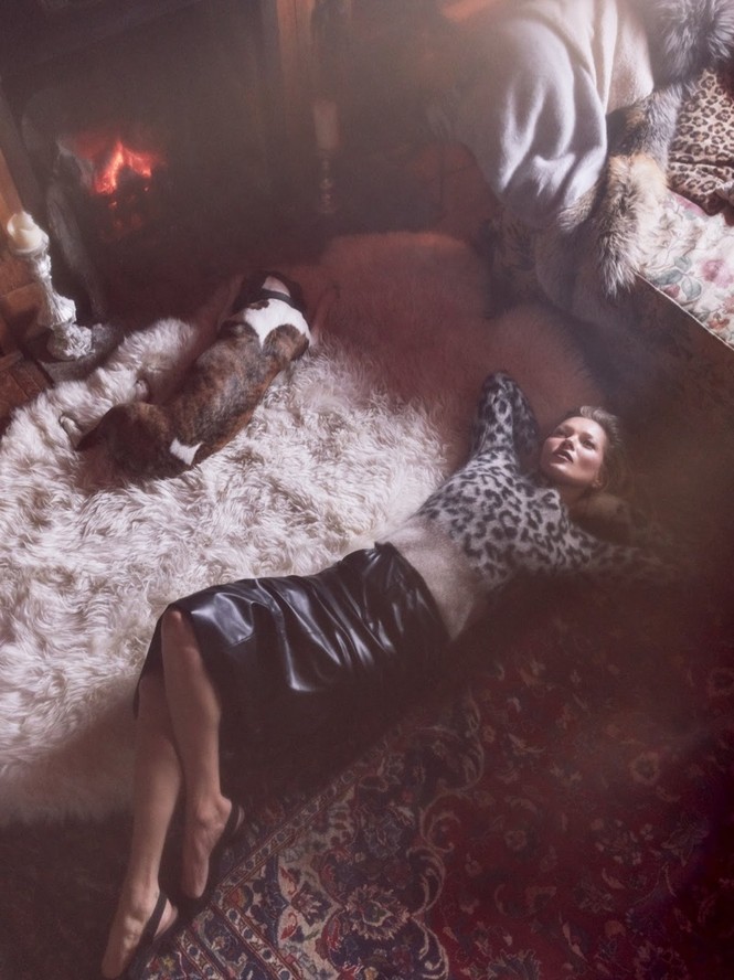 Kate Moss U50 hững hờ trễ nải vô cùng quyến rũ - ảnh 7
