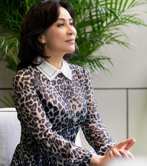 ‘Nữ hoàng màn ảnh’ Hồng Kông Lưu Gia Linh U60 trẻ đẹp rực rỡ - ảnh 10