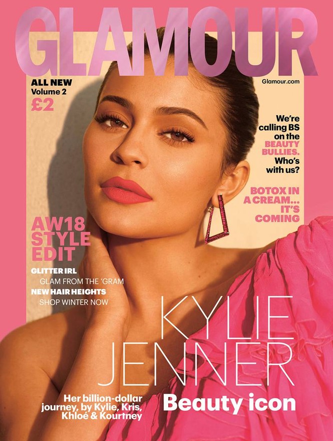 Kylie Jenner tung ảnh áo tắm cực ‘hot’ với dáng ‘đồng hồ cát’ - ảnh 5
