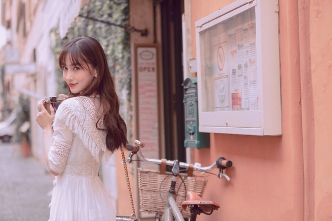 Angelababy nhan sắc trong veo ở Ý - ảnh 1