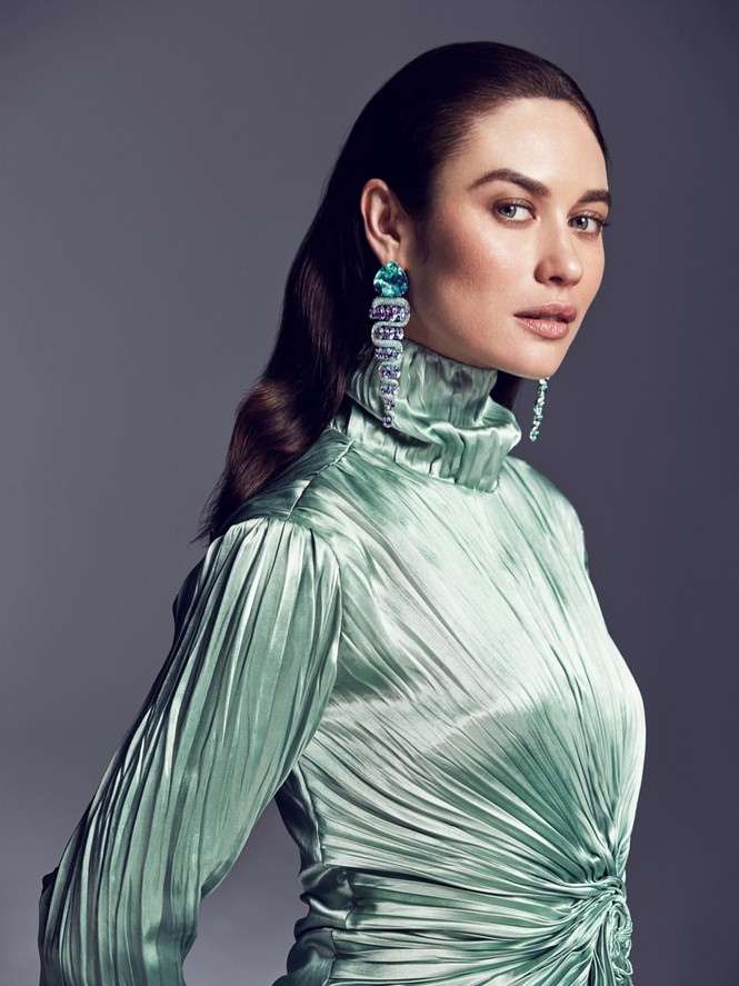 Olga Kurylenko: Từ ‘Bond girl’ nóng bỏng đến ‘bóng hồng’ bên Mr Bean - ảnh 8