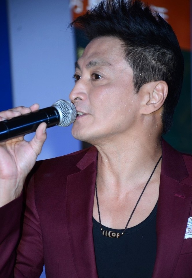 ‘Triển Chiêu’ Hà Gia Kính trẻ trung bất ngờ ở tuổi 58 - ảnh 2