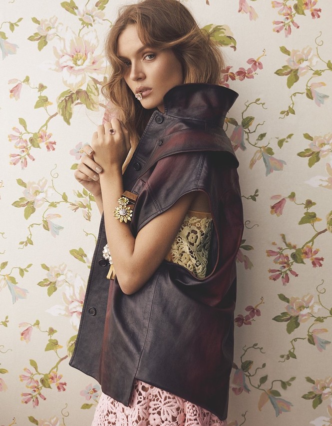 ‘Chân dài’ Josephine Skriver xinh như mộng trên phố - ảnh 14