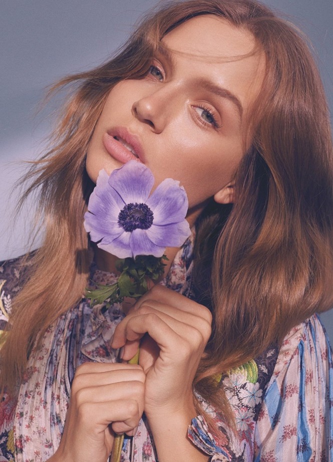 ‘Chân dài’ Josephine Skriver xinh như mộng trên phố - ảnh 18