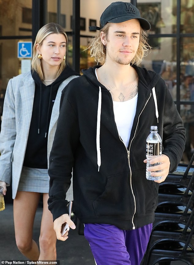 Vợ sắp cưới của Justin Bieber dáng chuẩn quyến rũ hút hồn - ảnh 18