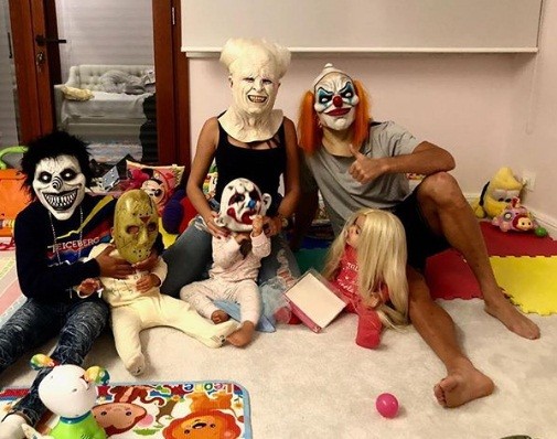 Ngắm váy áo Halloween quá đỗi gợi cảm của dàn người đẹp Hollywood - ảnh 17