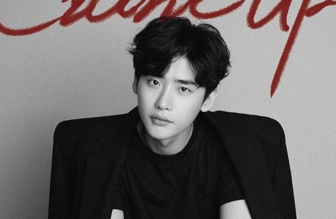 Tài tử xứ Hàn Lee Jong Suk bị giam giữ tại Indonesia sau buổi họp fan - ảnh 2