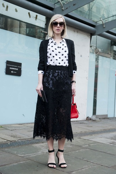 Ngắm nghía street style tại London Fashion Week - ảnh 24