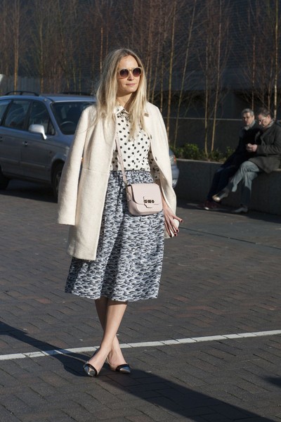 Ngắm nghía street style tại London Fashion Week - ảnh 11