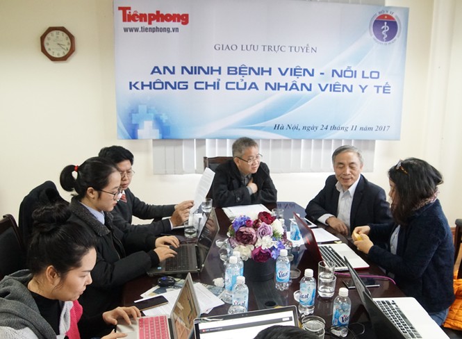 Giao lưu trực tuyến an ninh bệnh viện - ảnh 1