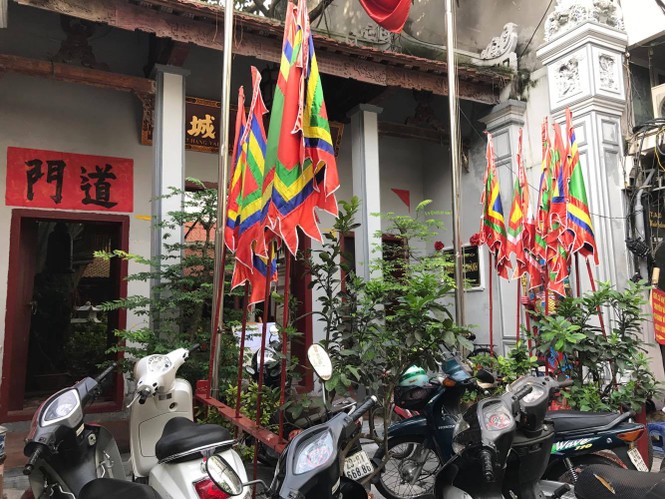 bãi xe, lấn chiếm, phố cổ, di tích, đình kim liên, đình quan đế - ảnh 7