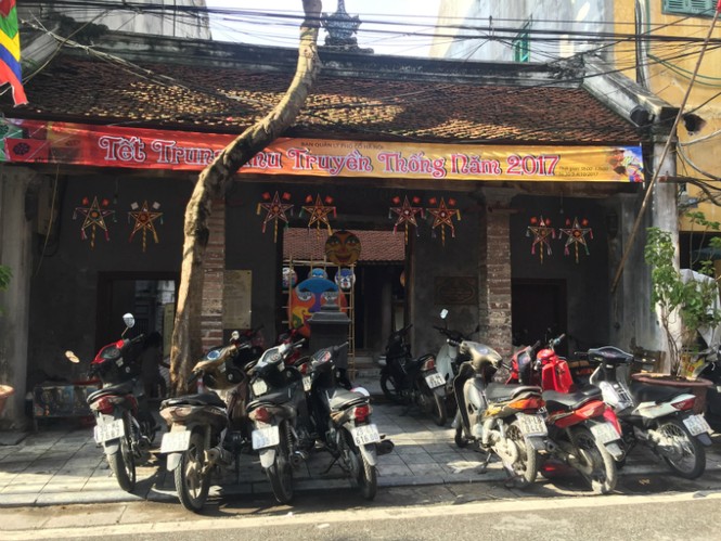 bãi xe, lấn chiếm, phố cổ, di tích, đình kim liên, đình quan đế - ảnh 2
