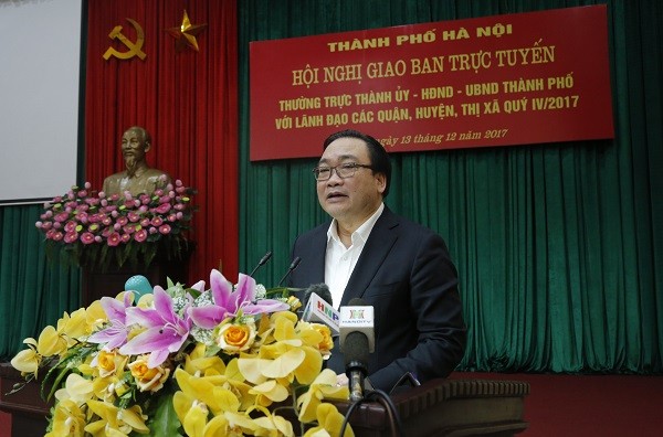 xử lý vỉa hè, lấn chiếm vỉa hè, phạt nguội, lắp barie vỉa hè - ảnh 1
