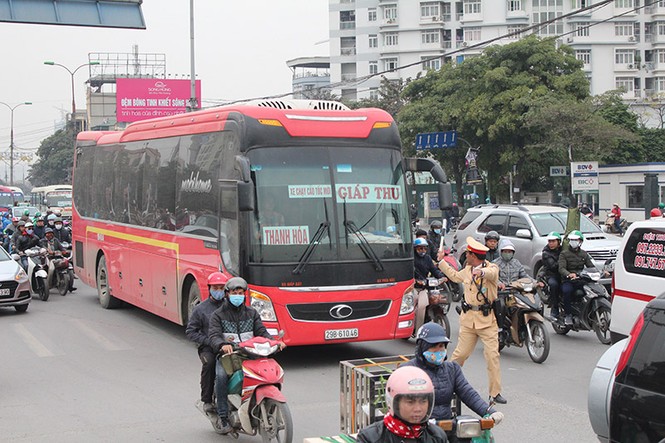CSGT, hóa trang, xử lý, xe khách, bến giáp bát - ảnh 1