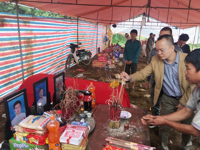 Nỗ lực cứu trợ và tìm kiếm người mất tích tại Hòa Bình - ảnh 3