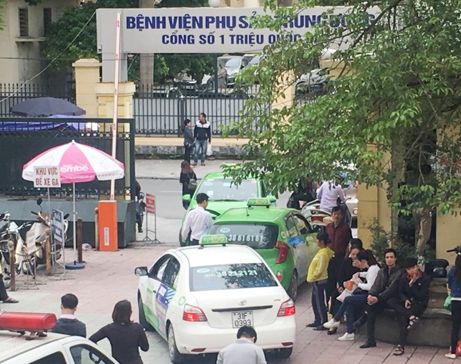 'Điểm danh' các bệnh viện bị taxi độc quyền vây bệnh nhân - ảnh 5