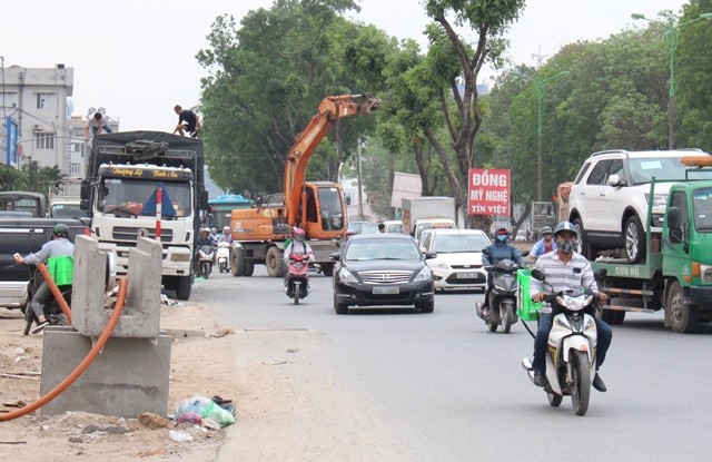 Mục kích các dự án chống ùn tắc gây... 'tê liệt' giao thông - ảnh 6