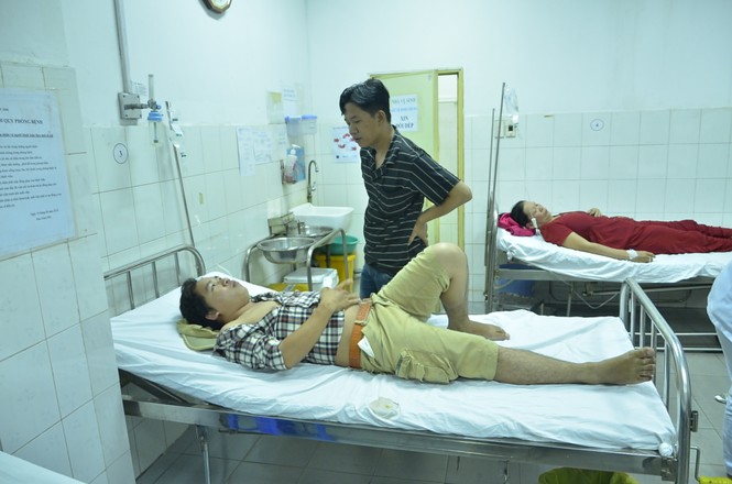 Thời khắc hoảng loạn trong chiếc xe khách bẹp rúm - ảnh 2
