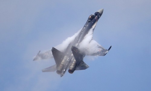Cuộc so kè giữa F-22 và Su-35S - ảnh 1