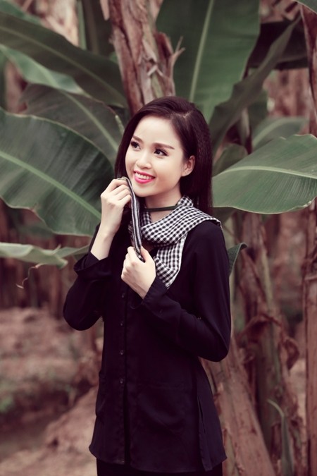 Hoa khôi Sinh viên Cần Thơ “hóa” nữ thanh niên xung phong duyên dáng - ảnh 12