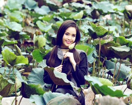 Hoa khôi Sinh viên Cần Thơ “hóa” nữ thanh niên xung phong duyên dáng - ảnh 5