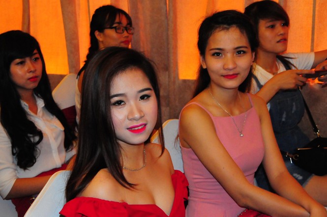 Nghệ An: Hơn 70 thí sinh dự thi “Người đẹp phố biển 2016” - ảnh 4