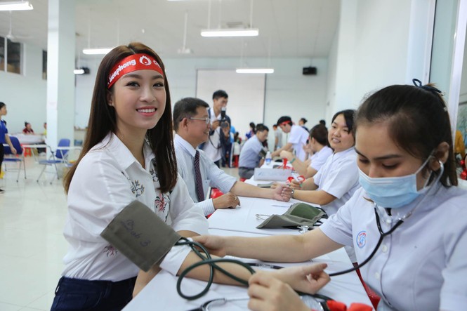 Chủ Nhật Đỏ 2017, Báo Tiền Phong - ảnh 33