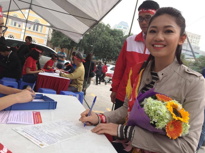 Chủ Nhật Đỏ 2017, Báo Tiền Phong - ảnh 43