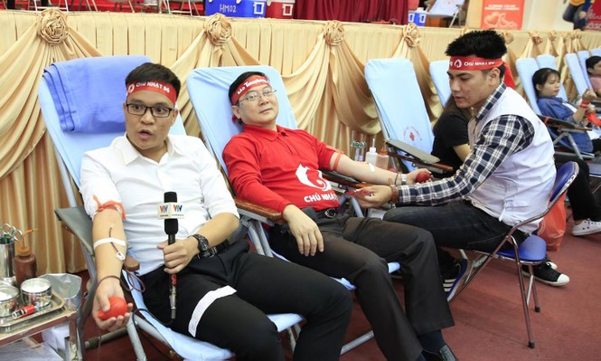 Chủ Nhật Đỏ 2017, Báo Tiền Phong - ảnh 25