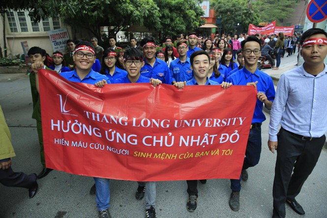 Chủ Nhật Đỏ 2017, Báo Tiền Phong - ảnh 75