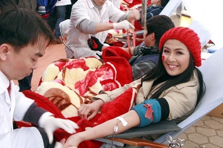 Chủ Nhật Đỏ 2017, Báo Tiền Phong - ảnh 100
