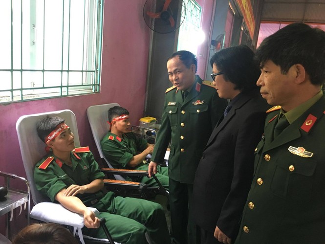 Chủ Nhật Đỏ 2017, Báo Tiền Phong - ảnh 63