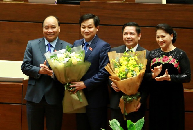 Tân Tổng Thanh tra và Bộ trưởng Giao thông ra mắt Quốc hội - ảnh 1