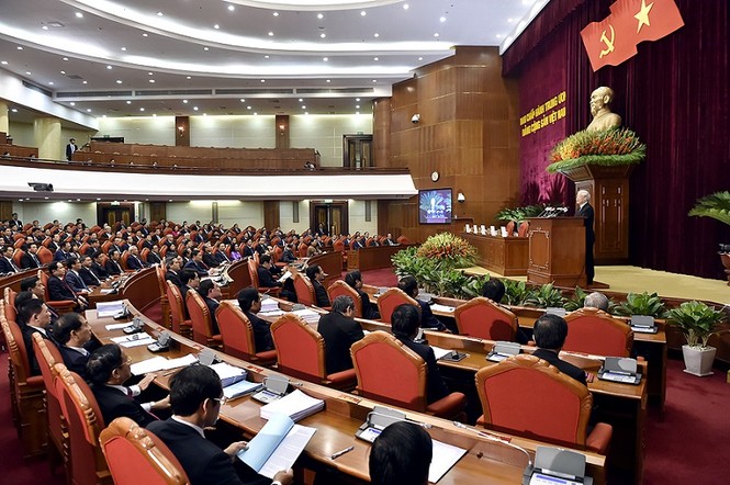 Nhân sự Uỷ viên Bộ Chính trị phải tiêu biểu về trí tuệ và đạo đức - ảnh 1