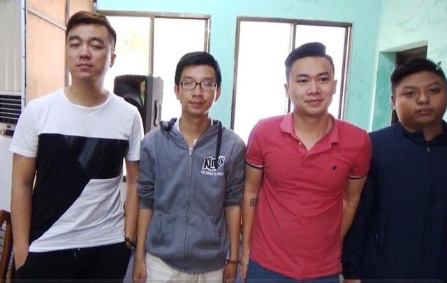 Thuê chung cư cao cấp lập ổ cờ bạc Poker