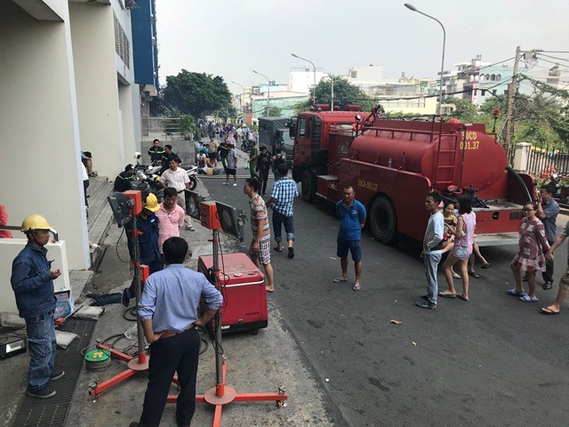 Vụ cháy làm 13 người chết: Không loại trừ khả năng cài đặt gây nổ - ảnh 2