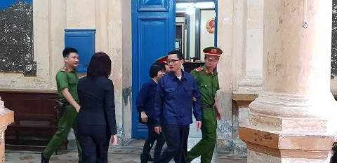 Xử đại án ngân hàng VNCB, tòa triệu tập hơn 200 người liên quan - ảnh 2