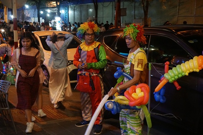 Noel, Sài Gòn, trung tâm thương mại, KẸT XE - ảnh 14