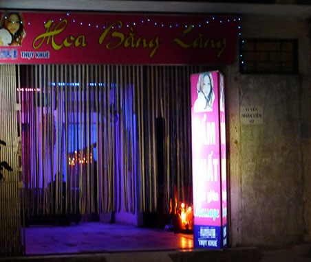Thưởng Tết của các gái massage - ảnh 1