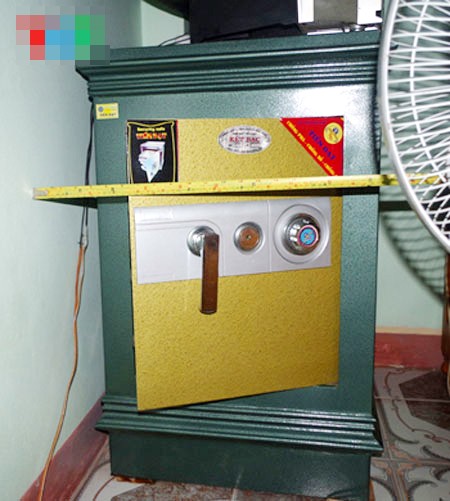 Học sinh lớp 11 phá két, trộm tiền chơi game - ảnh 1
